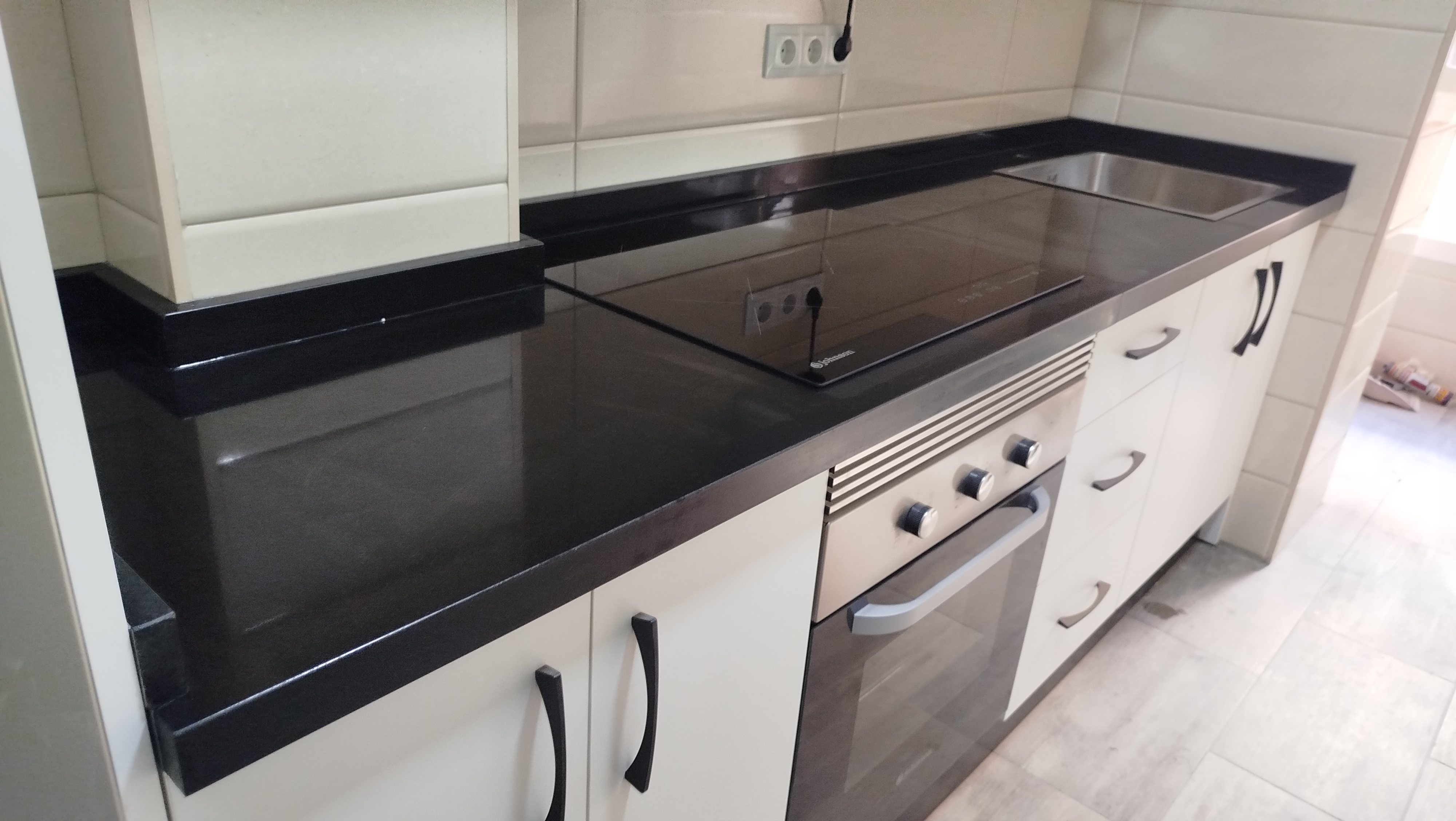 Negro Intenso / Negro Absoluto